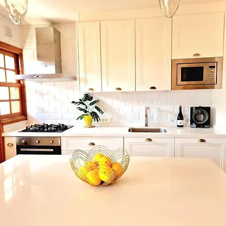 Julia's Center דירה *